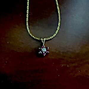 Elegant Gold and Red Pendant Necklace